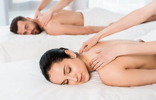 massage-tri-lieu-shiatsu-tren-ghe-massage